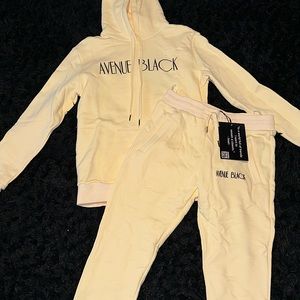 Pale Yellow Avenue Black Sweatsuit